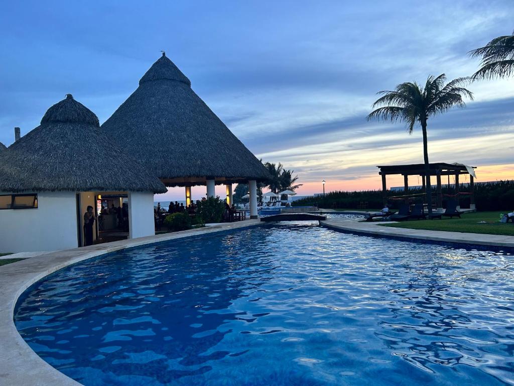 Brand New Acapulco Diamante Town Home with Private Beach Club photo 3