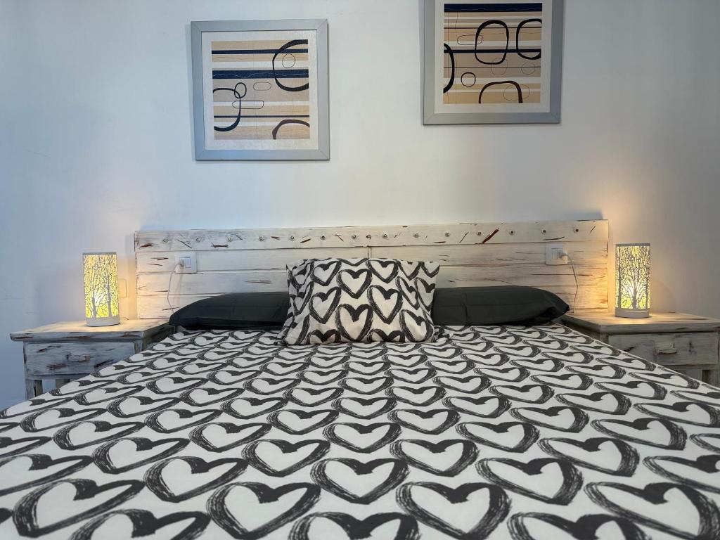 Low Island House photo 2