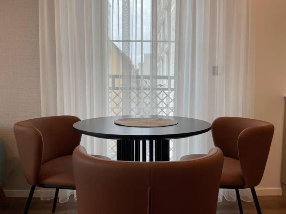Grandeur City Centre Apartment photo 3