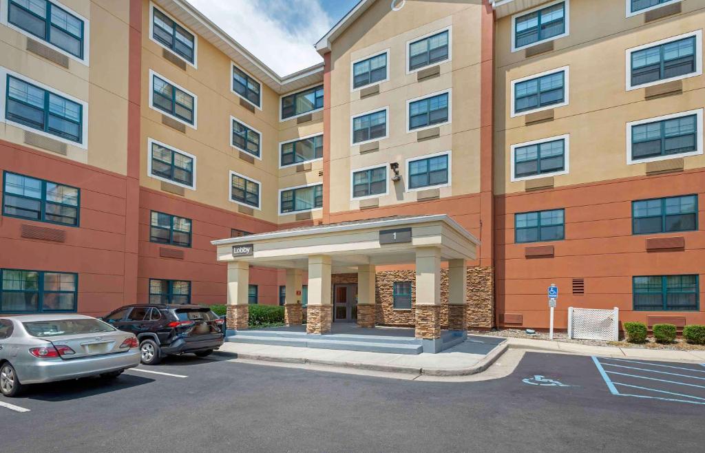 Extended Stay America Suites Secaucus Meadowlands image