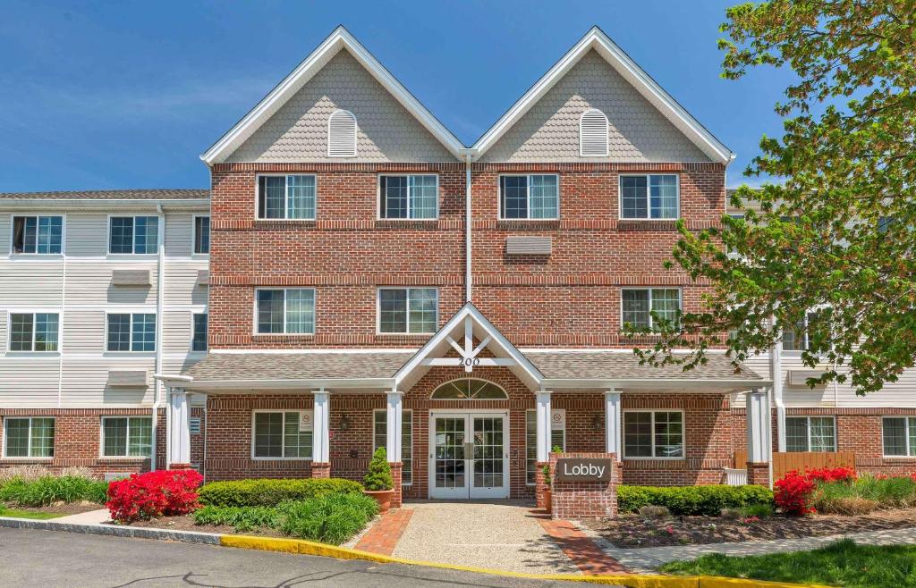 Extended Stay America Suites Boston Peabody image