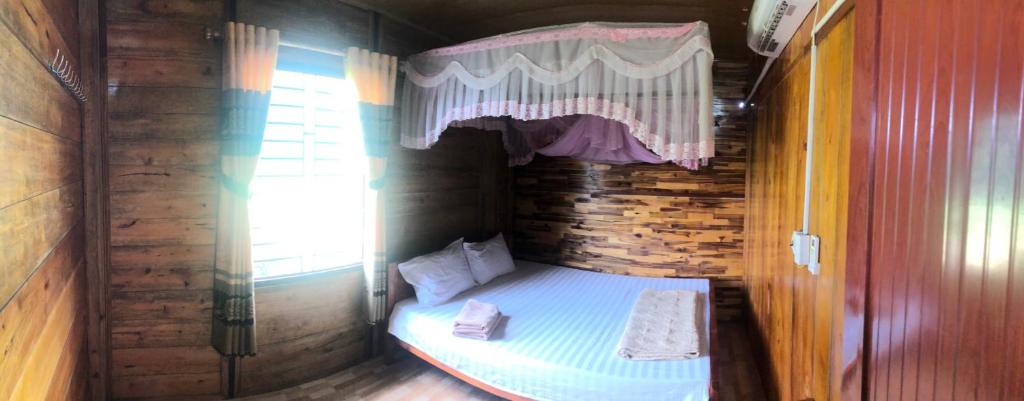 Minh Quang homestay