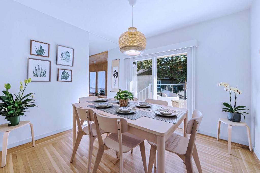 Three-Tree Villa-Central Location