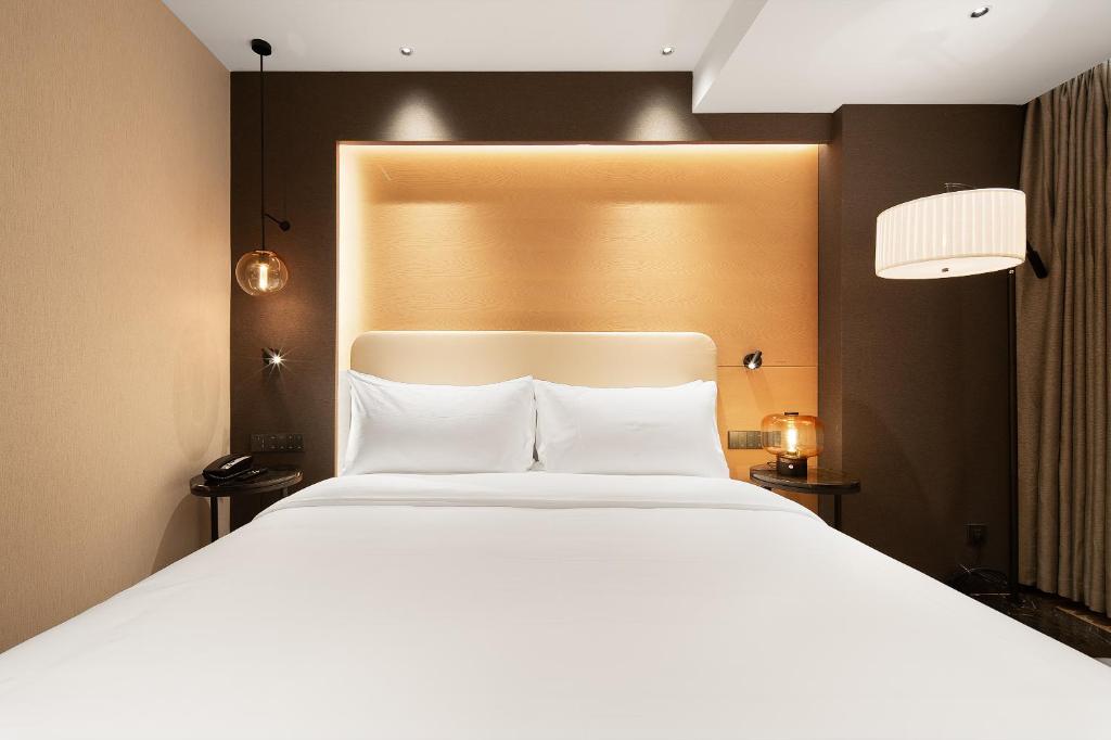 Rezen Longuu Hotel Guangzhou photo 4