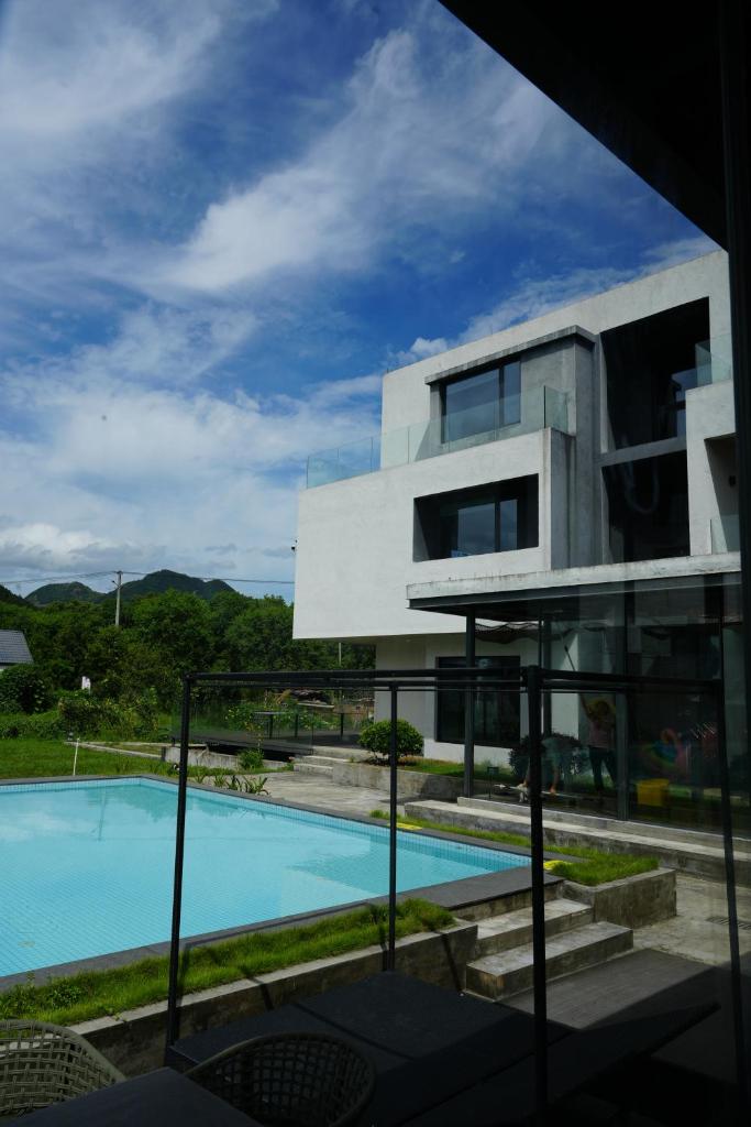 Tingting Lingshanjiang Light Luxury Art Homestay photo 2