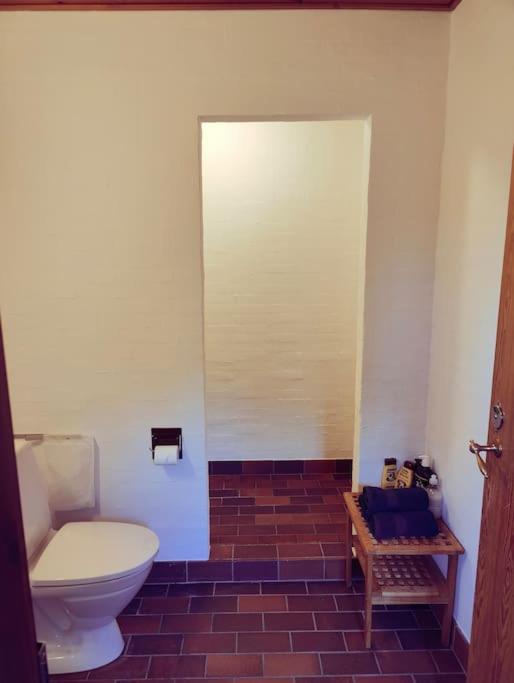 Comfortable 3- bedroom villa with free parking photo 2