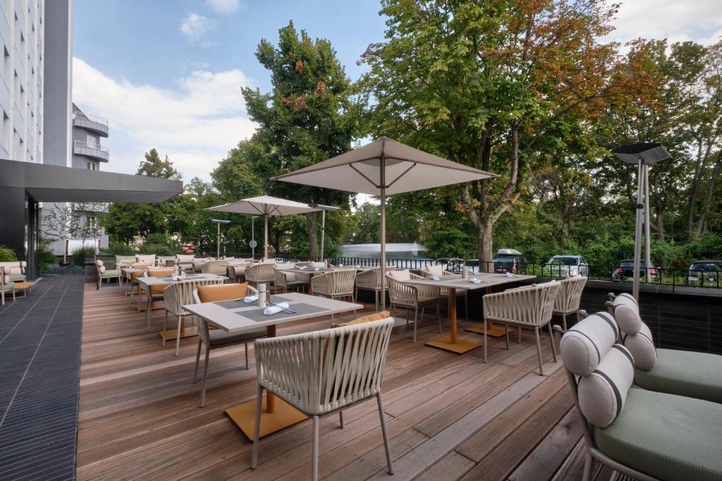 AC Hotel by Marriott Berlin Humboldthain Park photo 1