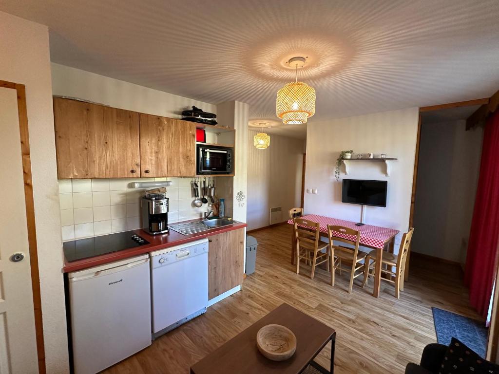 Charmant appartement confortable pour 6 personnes de 40m2 au pied, wifi, parking photo 2