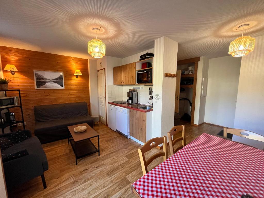 Charmant appartement confortable pour 6 personnes de 40m2 au pied, wifi, parking photo 3