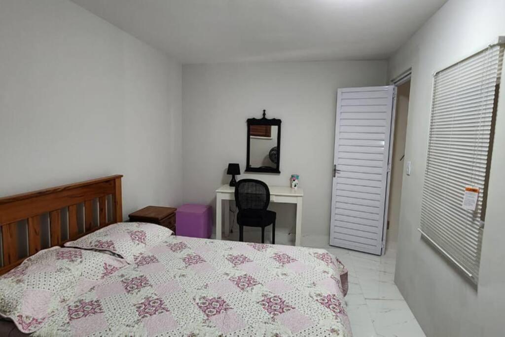 Duplex com 02 suítes, mobiliado e reformado em Vilas do Atlântico photo 2