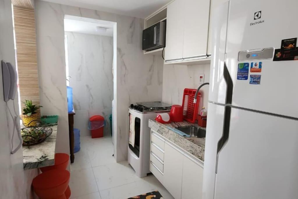 Duplex com 02 suítes, mobiliado e reformado em Vilas do Atlântico photo 4