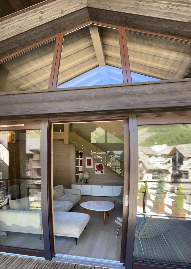 Le chalet sous-toiture Nánshān : spacieux, lumineux et idéalement situé à Auron photo 4