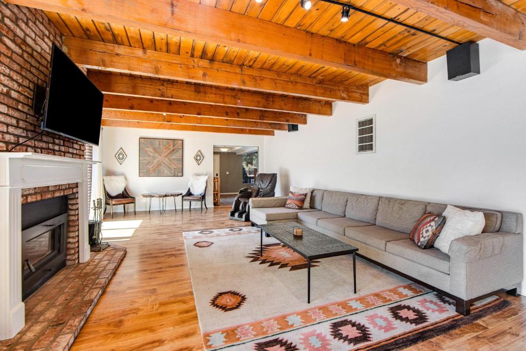 Mt Doble Dream Home photo 4