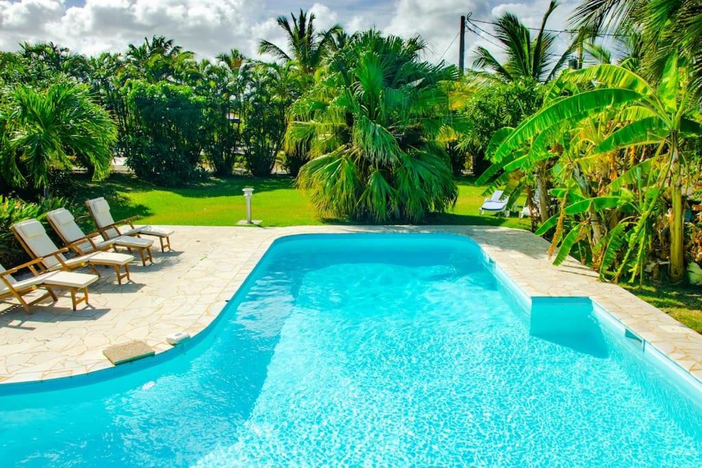 Mora Mora, villa créole avec piscine & jardin photo 2