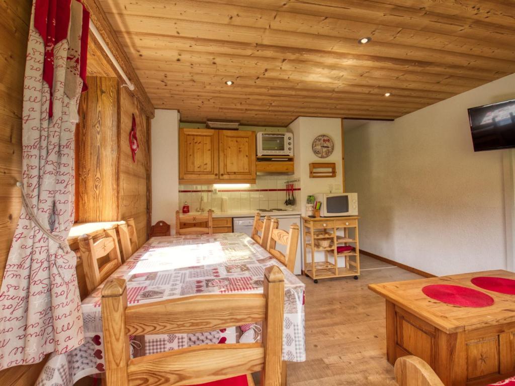 Appartement Morillon 1100, 3 pièces, 6 personnes - FR-1-642-18 photo 1
