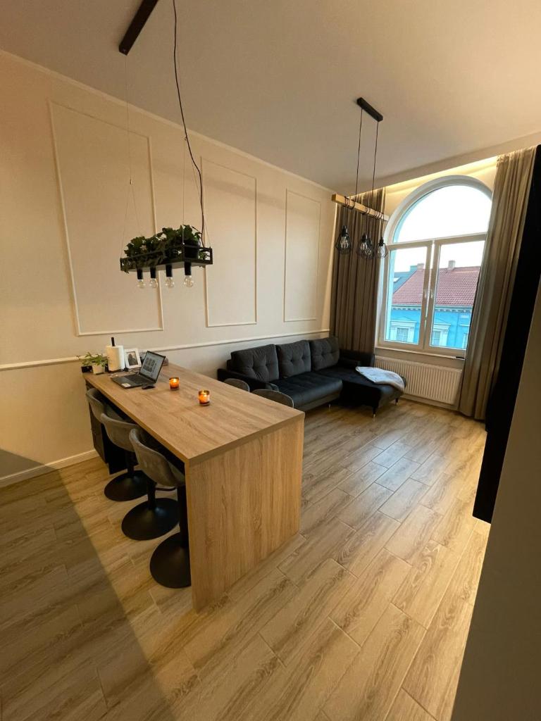6 OSOBOWY apartament PREMIUM w KAMIENICY - CENTRUM photo 1
