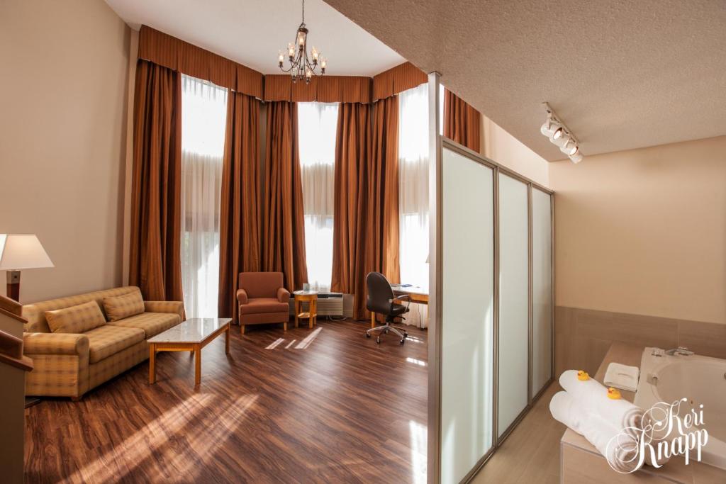 Coast Hillcrest Hotel photo 2