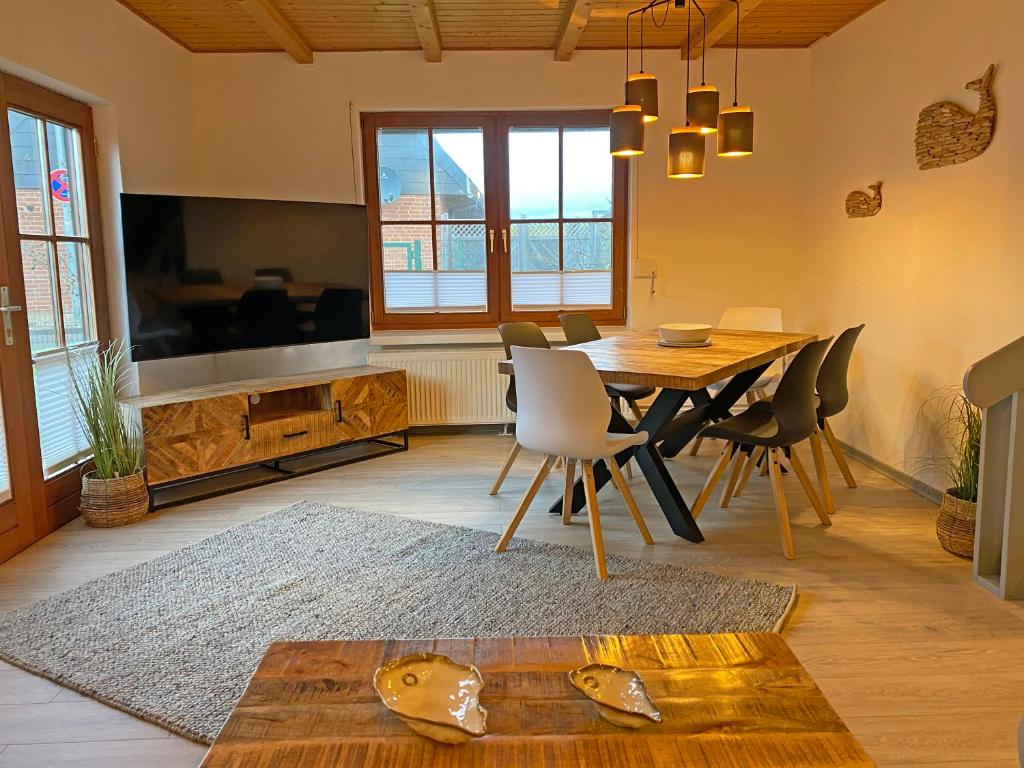 Beach House photo 1