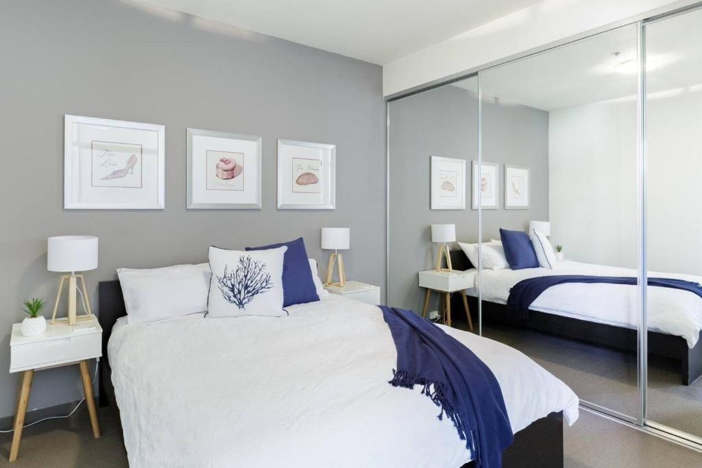 Inspiration Station - An Iconic Designer Pad photo 1