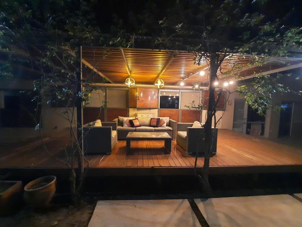Casa El Cerezo con gran parque y pileta photo 2