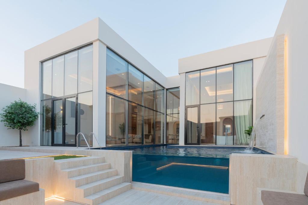 شاليهات كوڤ cove resort