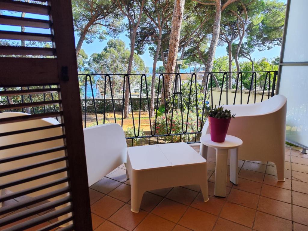 Apartamento con VISTAS AL MAR y jardín a 150 metros de la playa photo 2