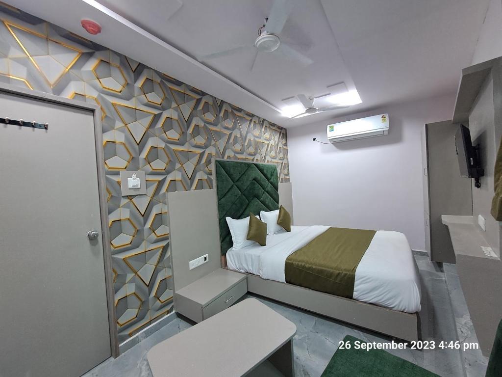 HOTEL KINGDOM photo 3