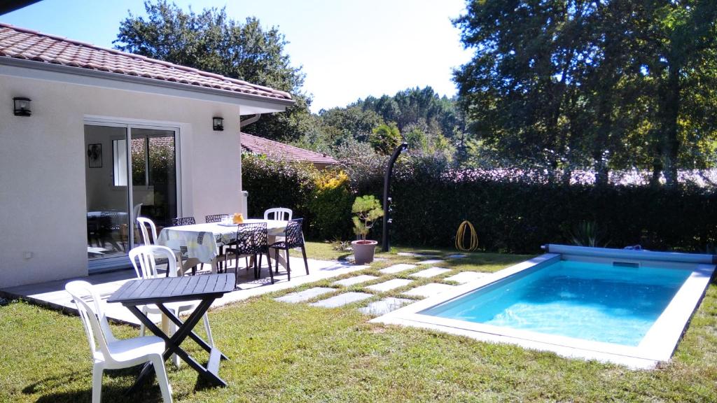 Maison Solyselva Piscine- Proche océan- Climatisée photo 2