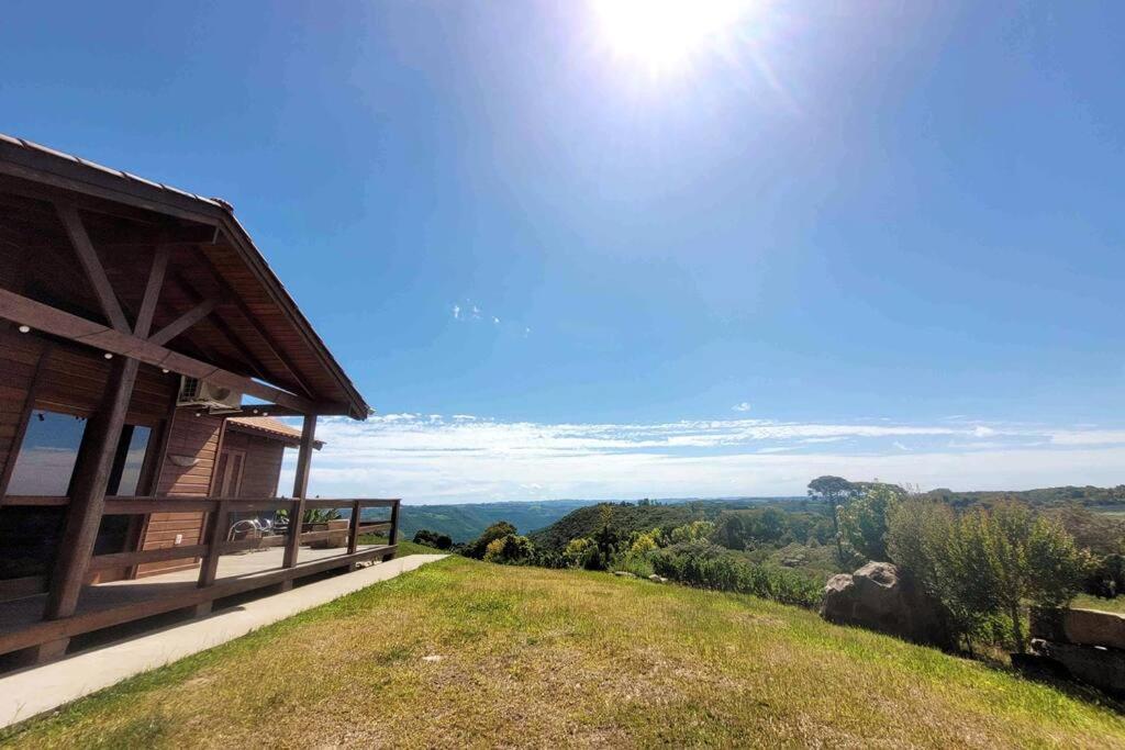 Chalé com Linda Vista para Vinhedo/Vale das Antas