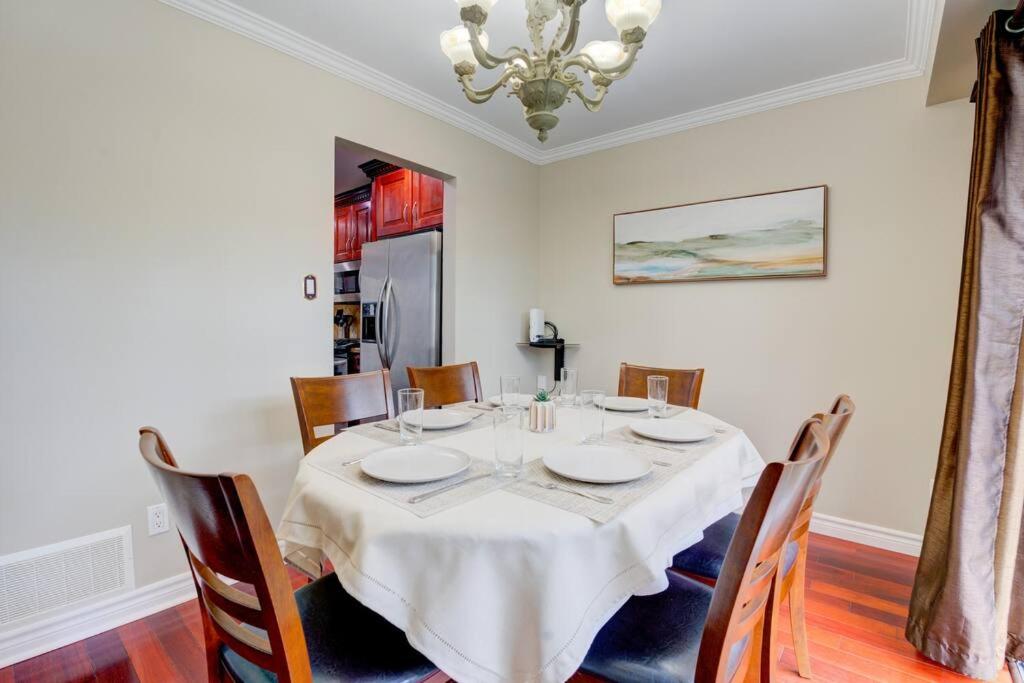 Newly Renovated Detached Home photo 4
