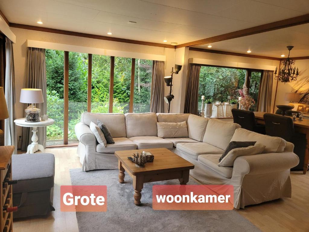 De Blauwe Reiger mooi dubbel chalet in de Veluwse bossen photo 2