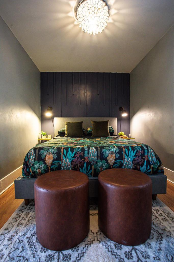 Charming Historic Apartment Mins to Convention Center, Beaches and Downtown Attractions photo 2
