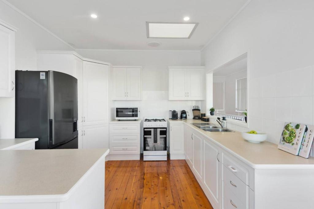 Harbourview Escape - Serene Shellharbour Family Stay photo 3