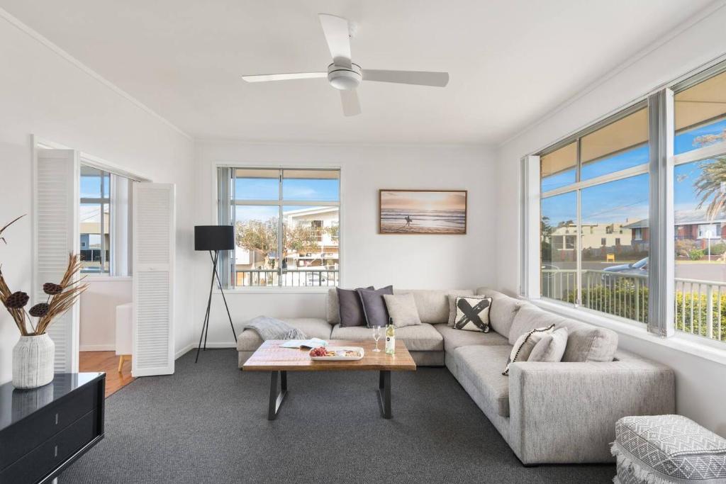 Harbourview Escape - Serene Shellharbour Family Stay photo 2