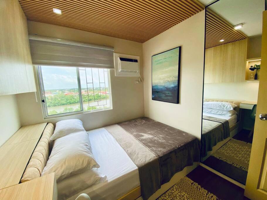 Riverview Two Bedroom Condo at One Spatial Iloilo photo 4