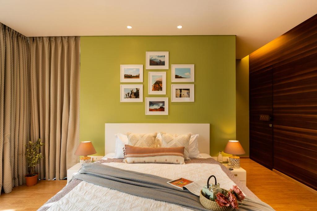 Elivaas Dahlia Luxe 4BHK Villa with Pvt Pool near Baga photo 2