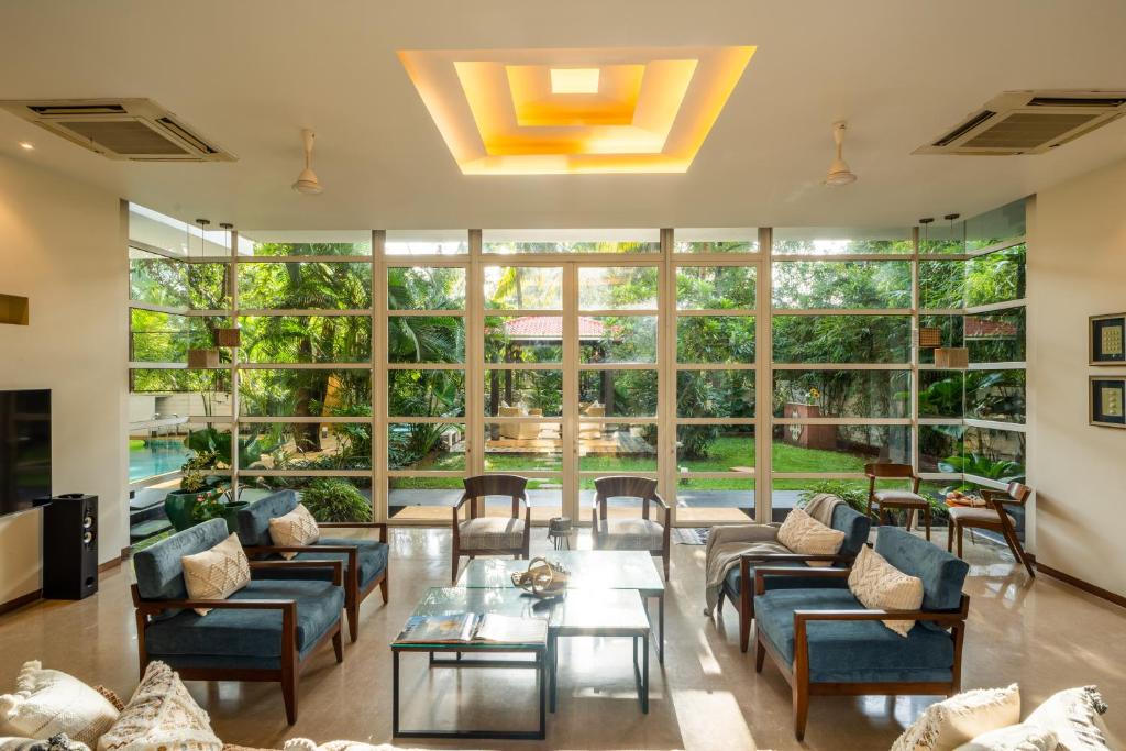 Elivaas Dahlia Luxe 4BHK Villa with Pvt Pool near Baga