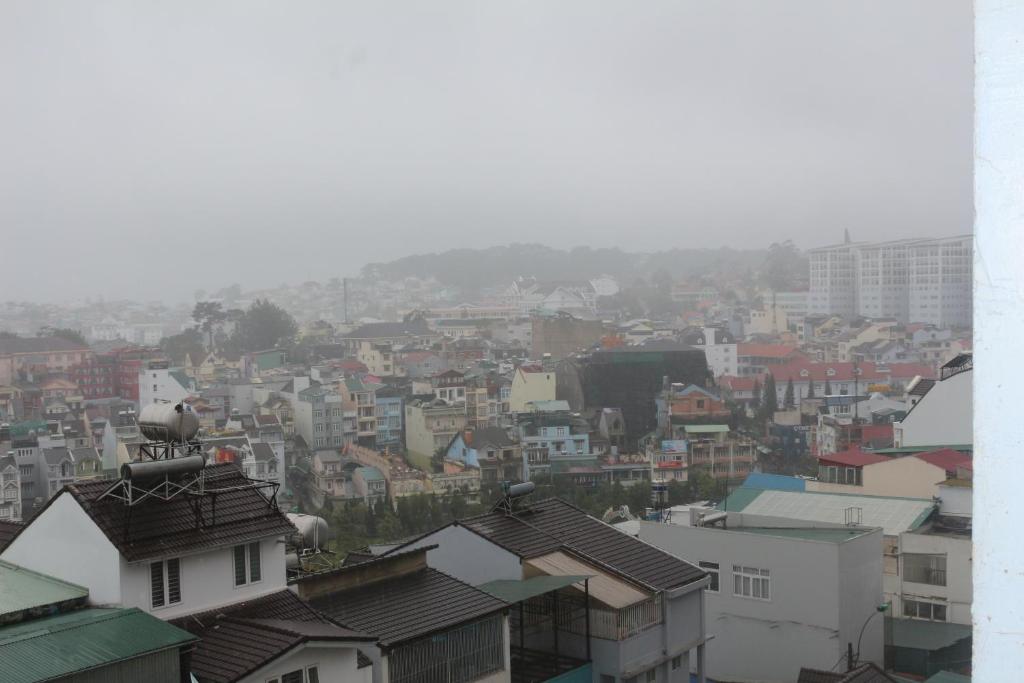 Khách sạn Xuân Quỳnh