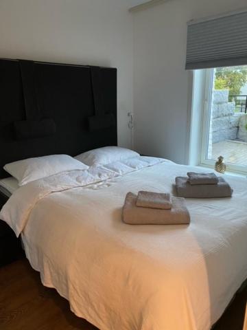 Høvik - Leilighet nær Oslo med egen inngang! photo 1