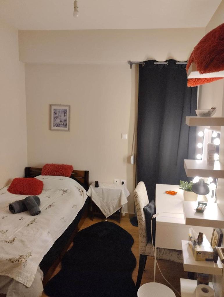 Maria's room photo 1