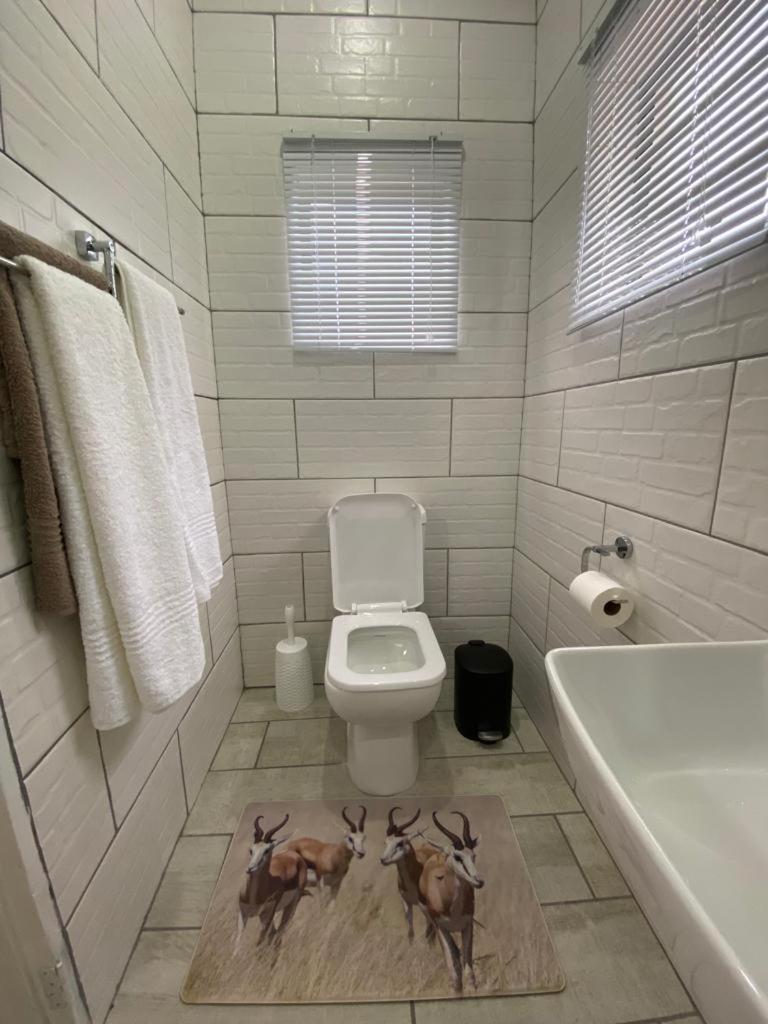 Self - catering room photo 2