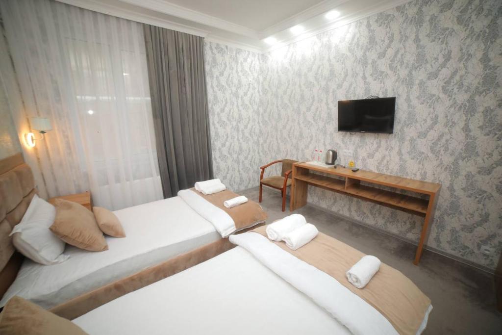 Hotel Tinchlik Plaza