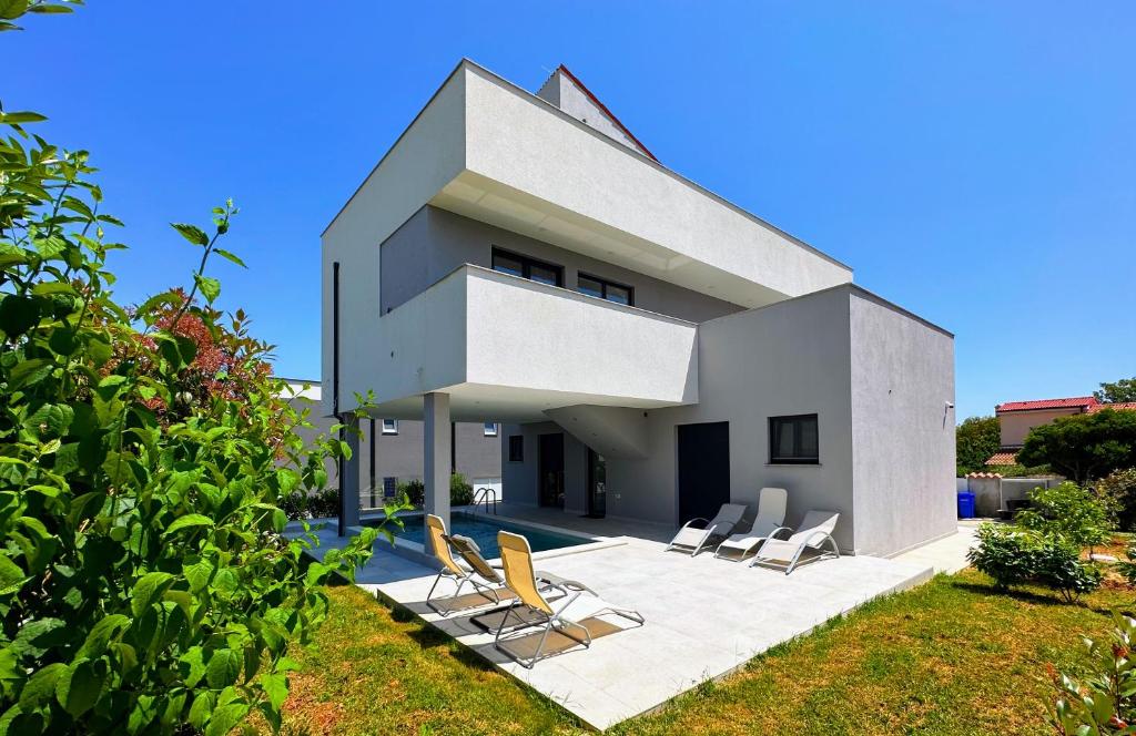 Favoloso Duplex per 6+2 persone, Volme - Banjole, Pula, Croazia