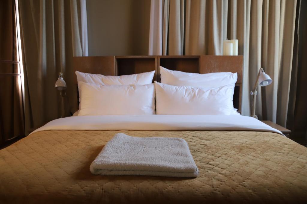 Hotel Lost photo 2