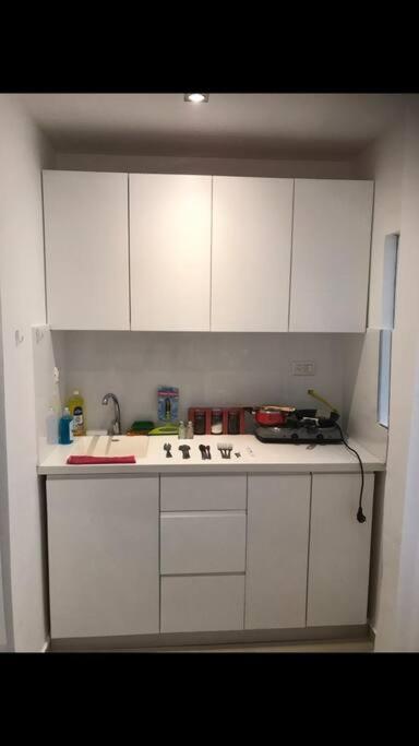 Sunny Garden. YBG. 1 Bedroom Apt. Quiet photo 2