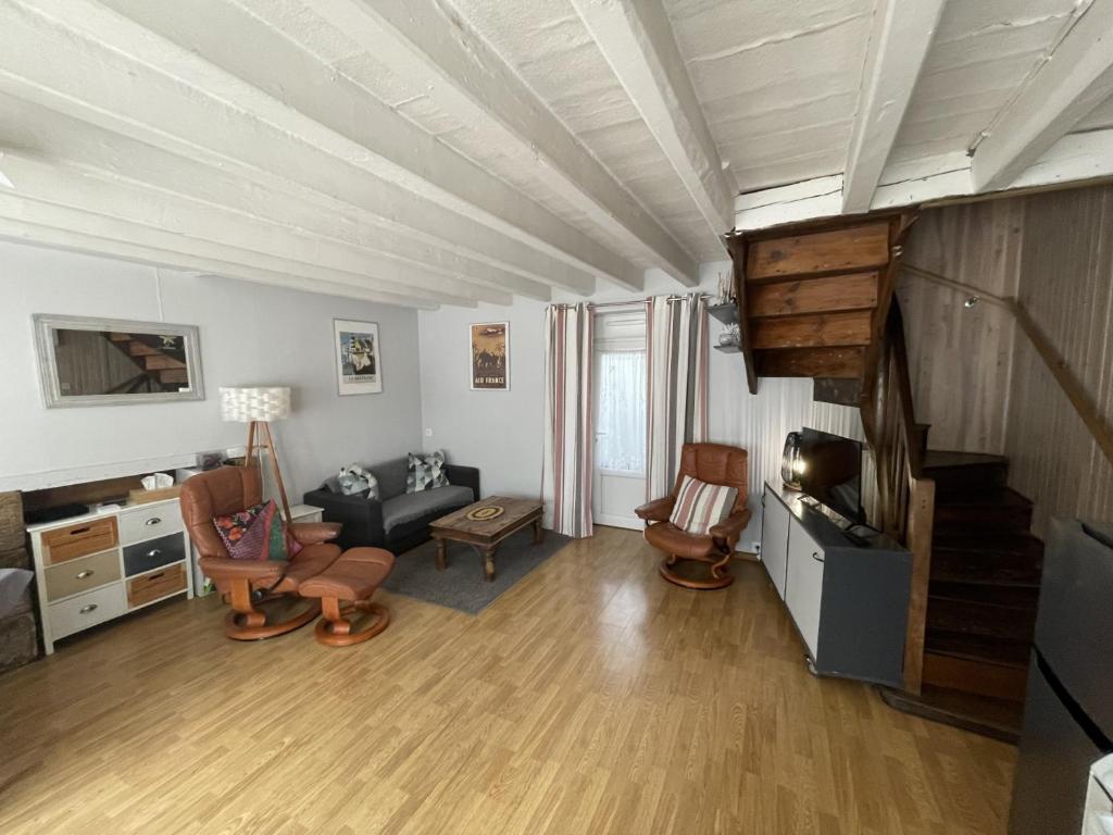 Maison de bourg sans jardin photo 3