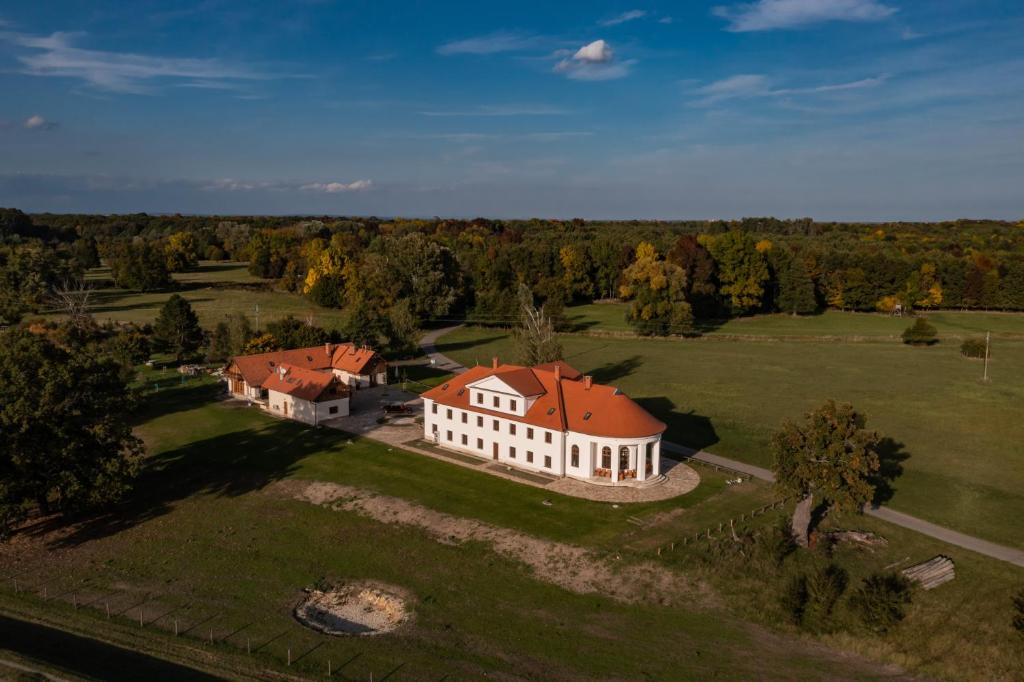 Zámeček - Chateau Lány