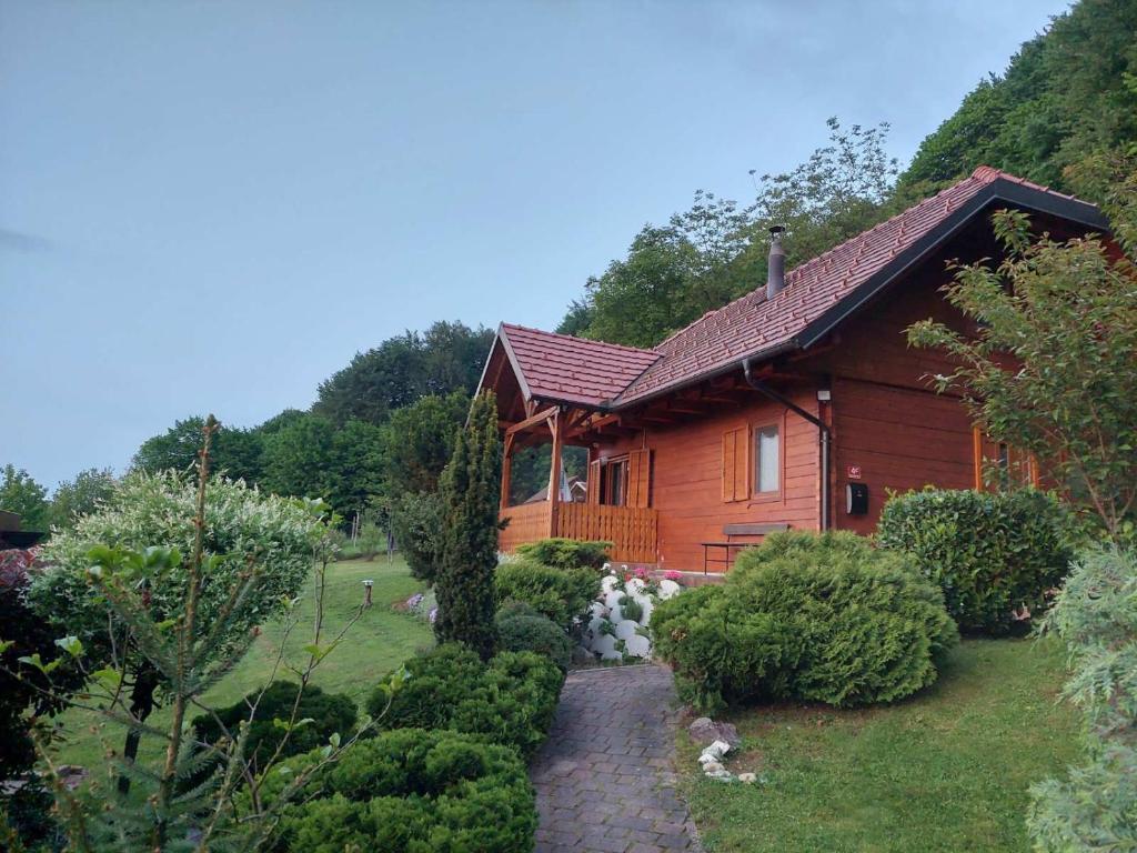 Family house MIRAJ