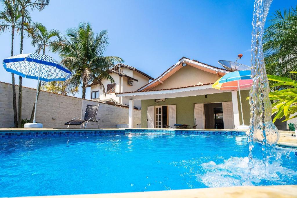 Maravilhosa casa no Cond. fechado Morada da Praia