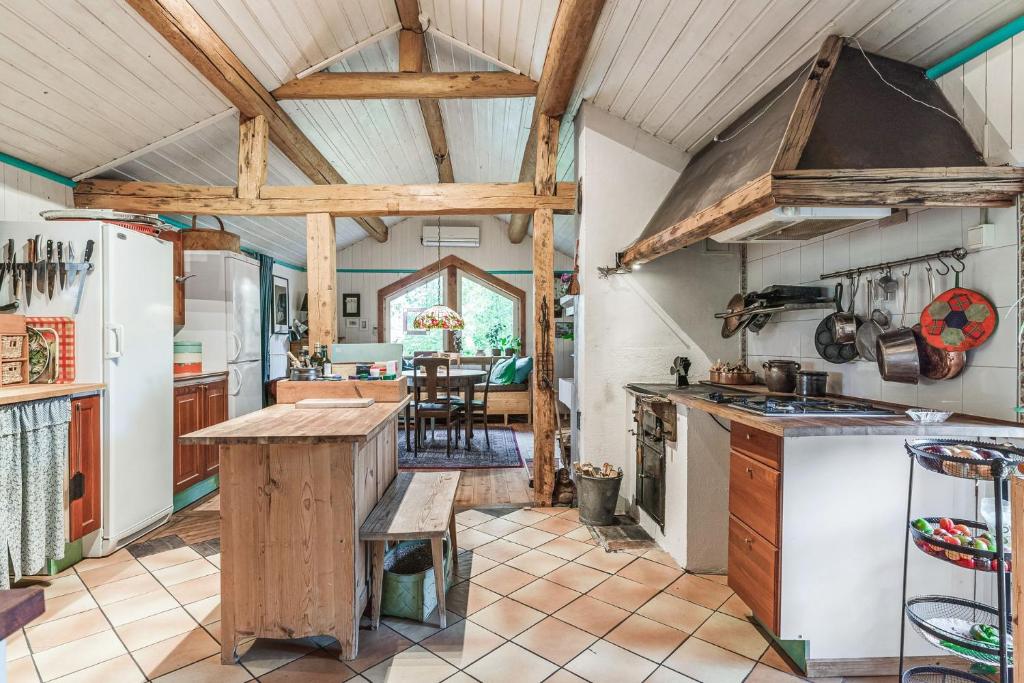 Charming holiday home in Kungsgarden, Gastrikland photo 2